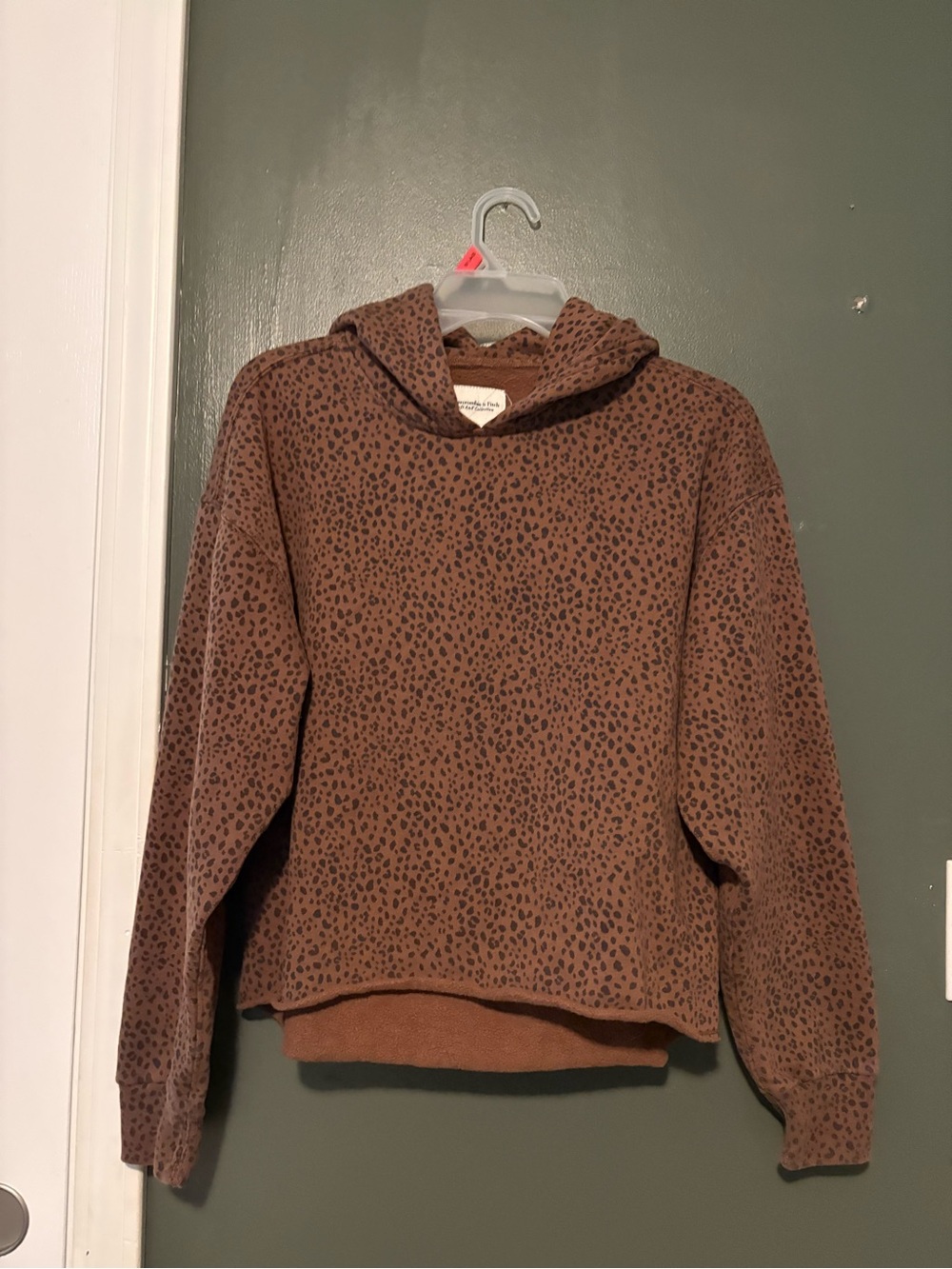 Abercrombie & Fitch Soft A&F Leopard Print Cropped Hoodie Size Small